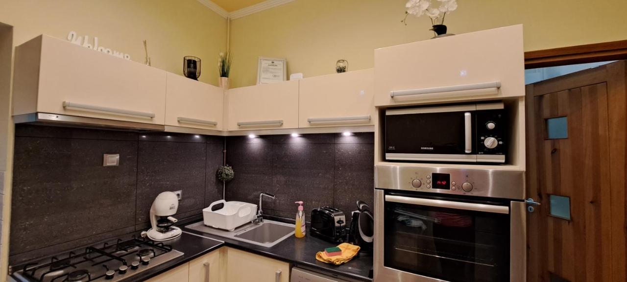 Szandi Belvarosi Apartman Szeged Eksteriør bilde