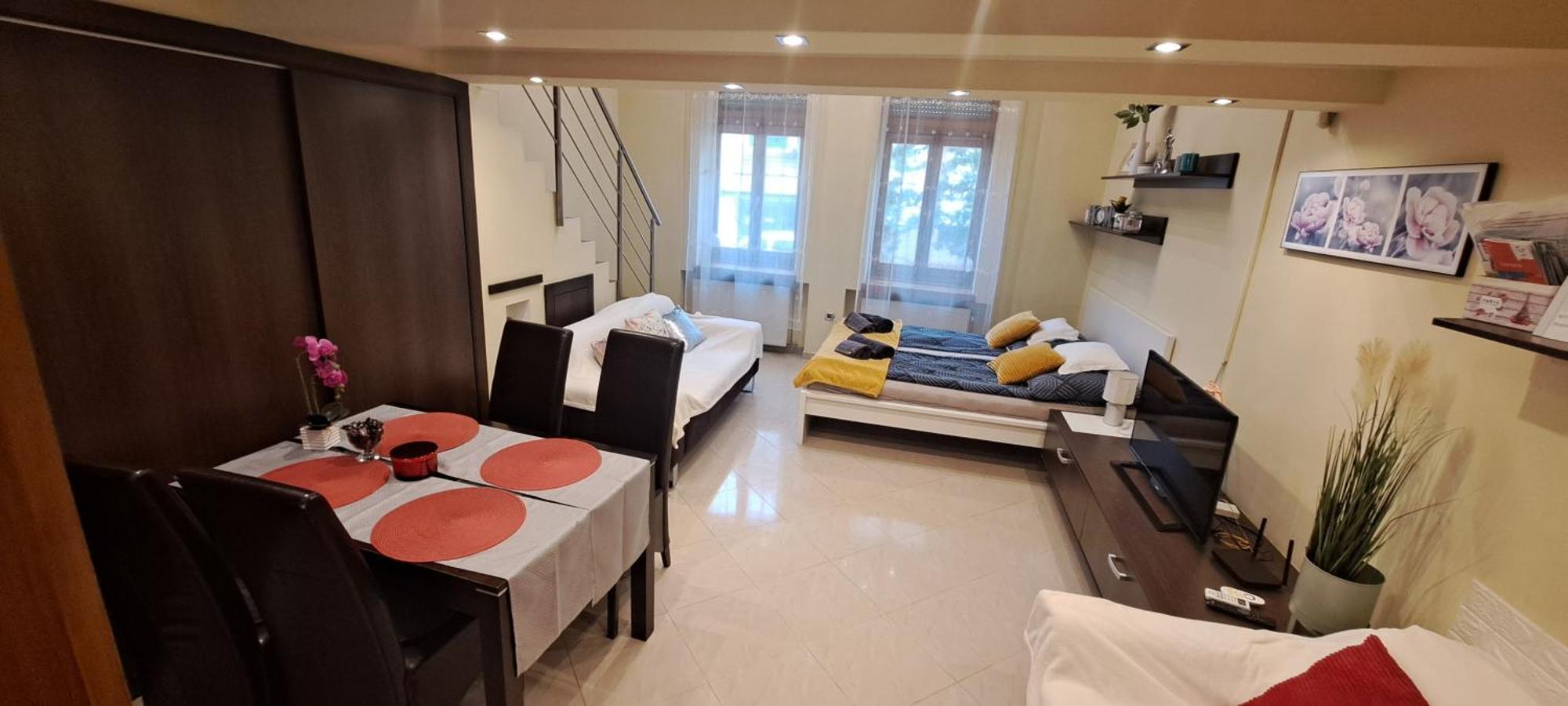 Szandi Belvarosi Apartman Szeged Eksteriør bilde